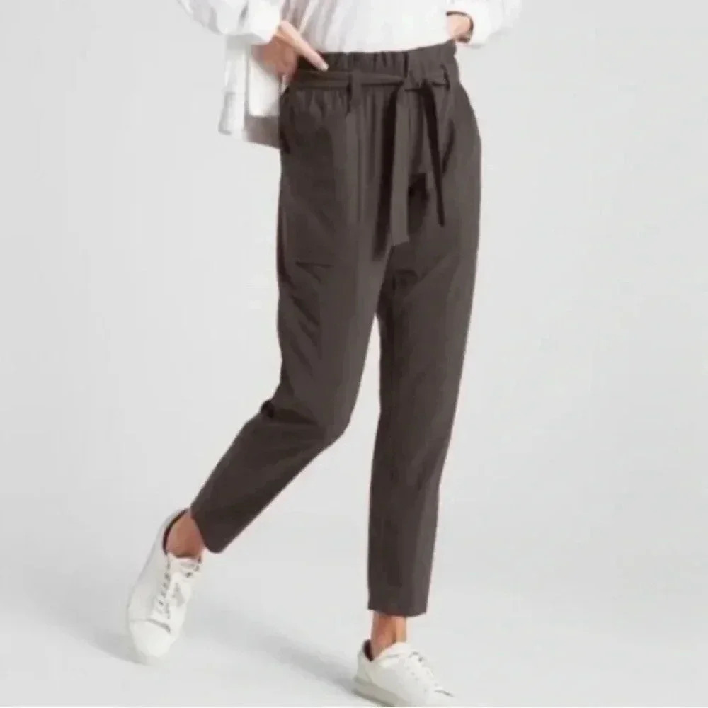 Athleta Black SKYLINE PANT Taper Straight Active Size 4